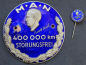 Preview: MAN 400.000 Km Plakette mit Anstecknadel 1950 emailliert (1165)